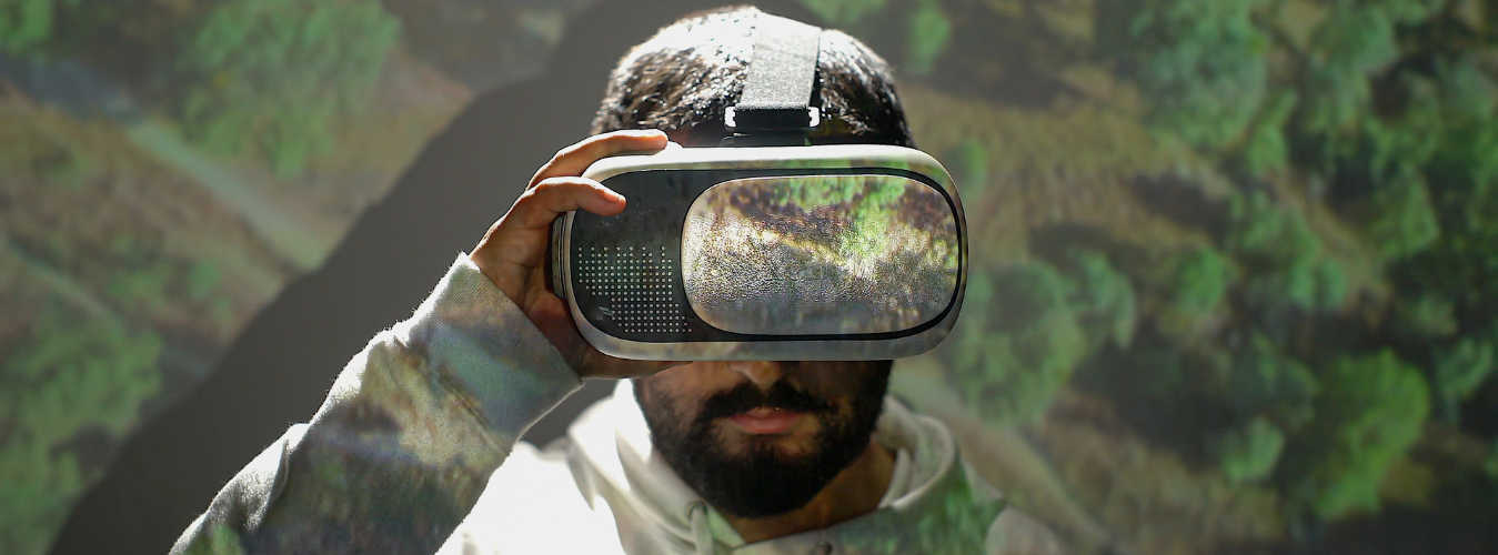 FUTURE TRENDS IN VIRTUAL AND AUGMENTED REALITY POTENTIAL PREDICTIONS